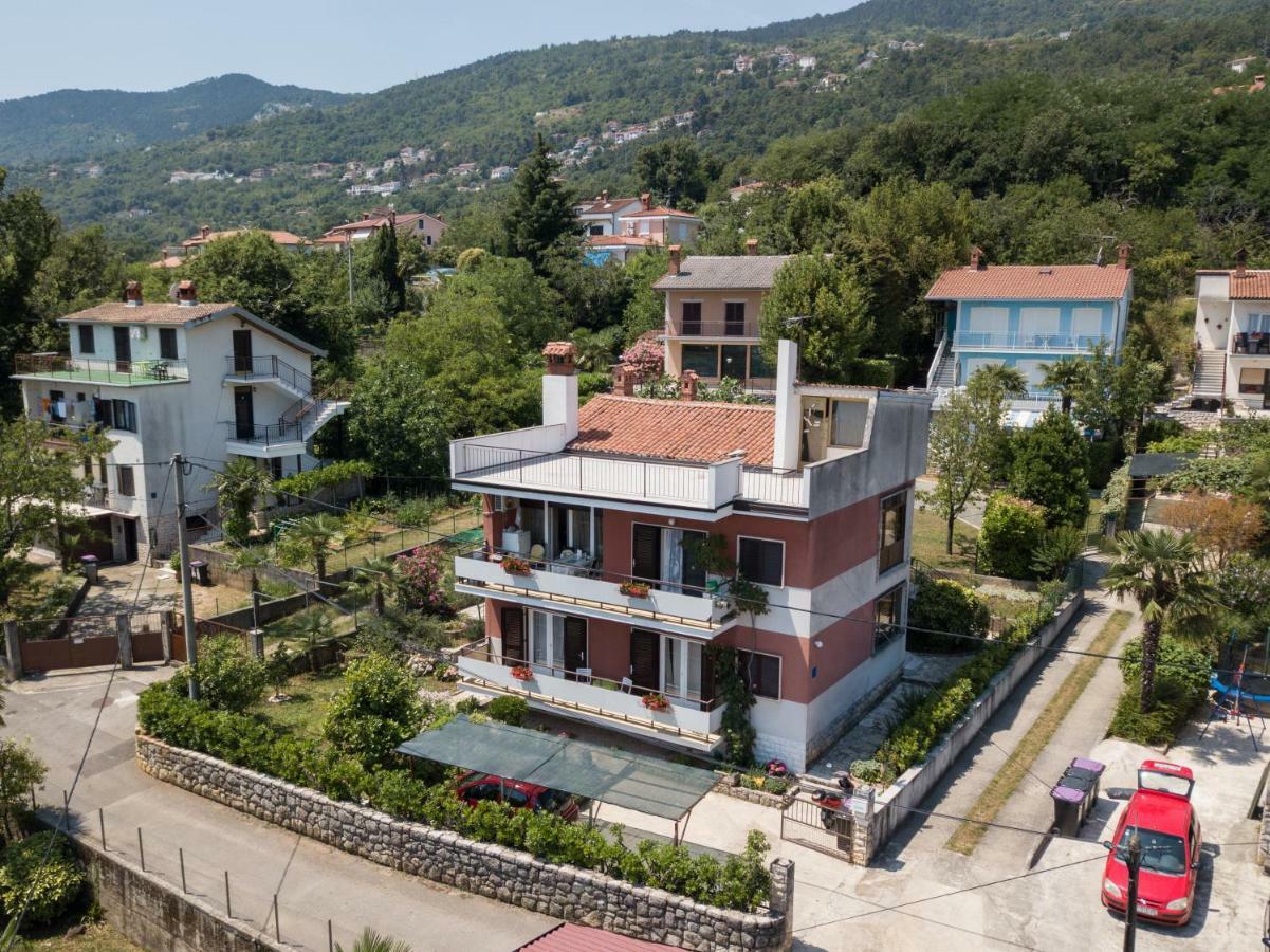 Rubin Apartamento Ika Exterior foto